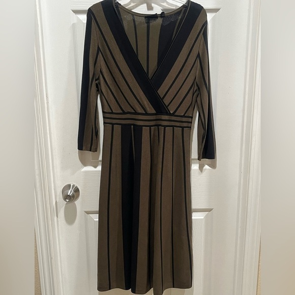 Nina Leonard Surplice Striped Fit & Flare Sweater Dress Size Medium - Picture 1 of 12